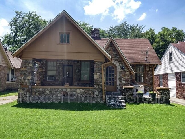 property at 785 E Pkwy S