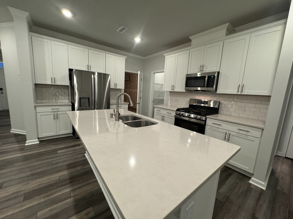 Room in Townhome on Tulip Bloom Ln in Morrisville, NC - Building Photo