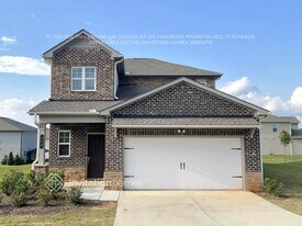352 Amsterdam Way in Hampton, GA - Building Photo