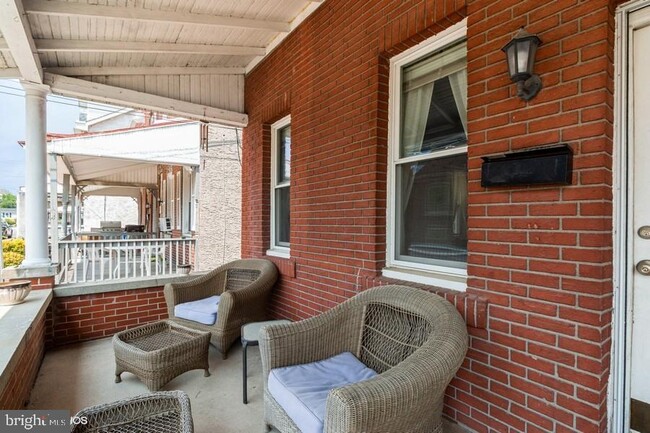 23 E Rambo St in Bridgeport, PA - Building Photo - Building Photo