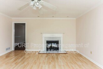 1934 Ivy Glen Dr in Smyrna, GA - Building Photo - Building Photo