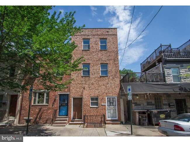 property at 2209 Carpenter St