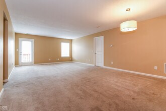 9720 Jackson Way in Avon, IN - Building Photo - Building Photo
