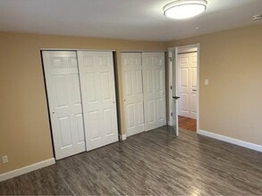 12 Sagamore Hills Dr, Unit 12 in Port Jefferson Station, NY - Building Photo - Building Photo