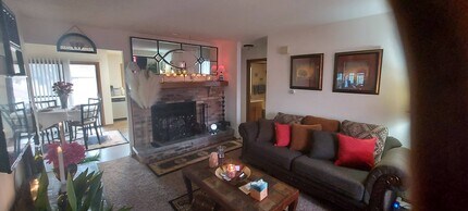 1804 Oliver Dr, Unit 8 in Urbana, IL - Foto de edificio - Building Photo