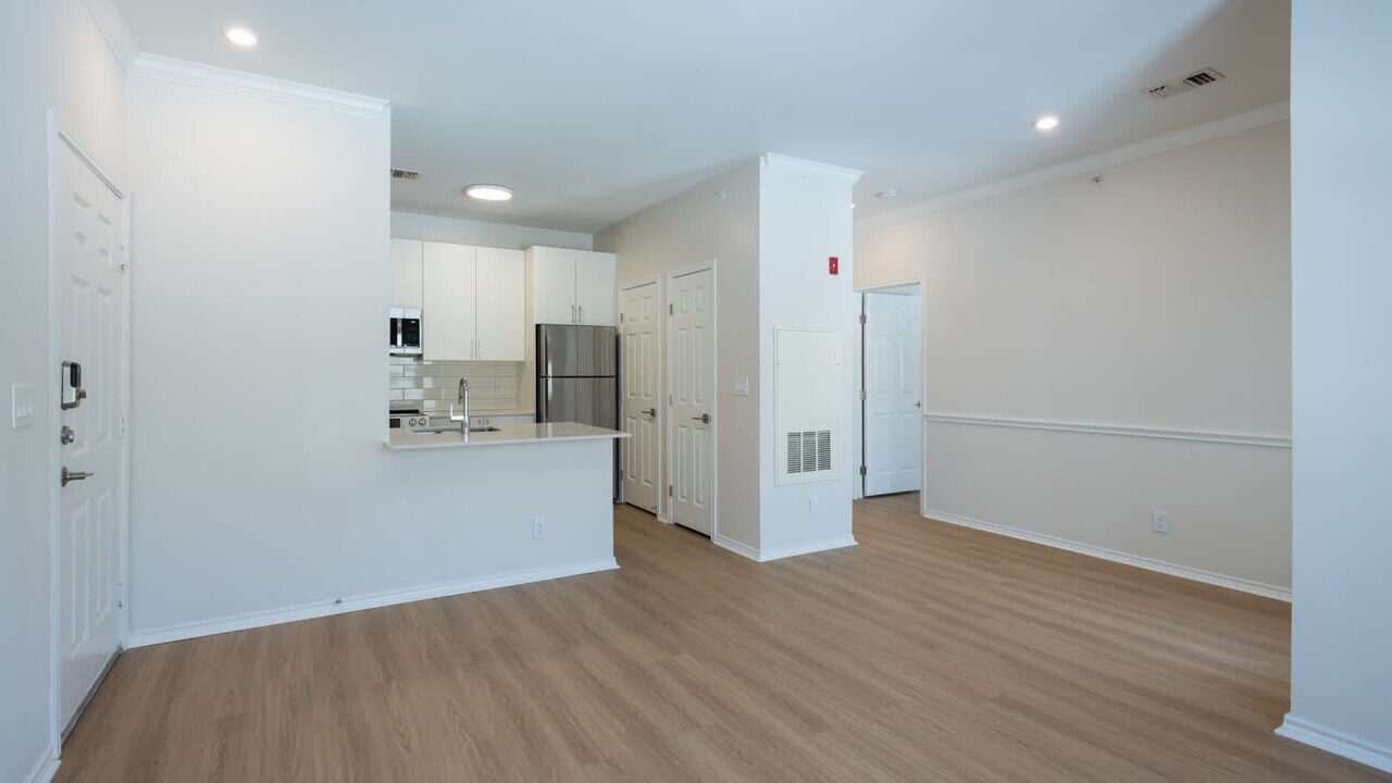 Liberty Park in Braintree, MA - Building Photo