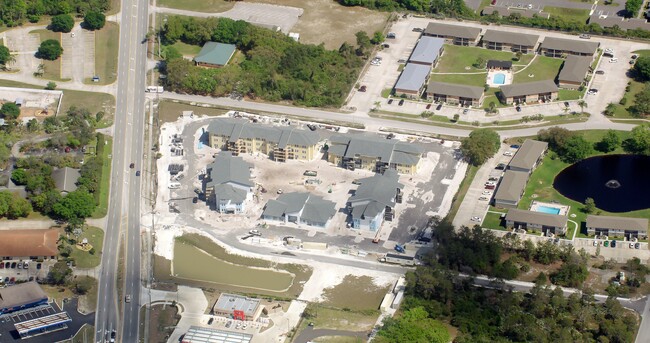 Orchid Lake Apartments in Cocoa, FL - Building Photo - Primary Photo