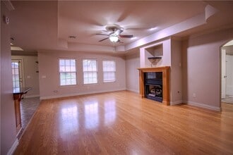 202 Dawn Dr in Centerton, AR - Building Photo - Building Photo
