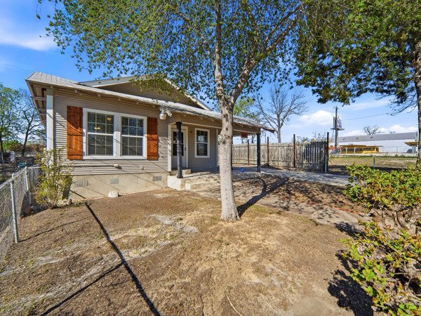 property at 837 Westfall Ave