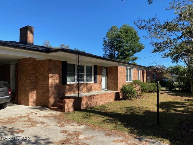 102 W Berkshire Rd in Greenville, NC - Building Photo