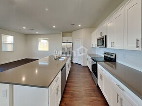 264 Yasmin Daylily Pl in Henderson, NV - Building Photo - Building Photo