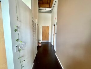 1935 N Fairfield Ave, Unit 306 in Chicago, IL - Building Photo - Building Photo