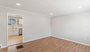 1000 Jacque Cir in Birmingham, AL - Building Photo - Building Photo