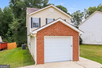 1660 Riverchase Cir NE in Conyers, GA - Building Photo - Building Photo