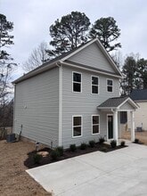 22 S Mickley Ave in Bessemer City, NC - Building Photo - Building Photo