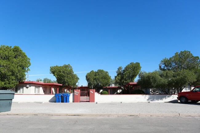 3445 E Willard St in Tucson, AZ - Foto de edificio - Building Photo