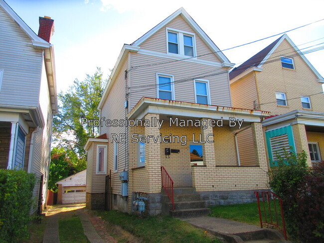 property at 920 Norfolk St