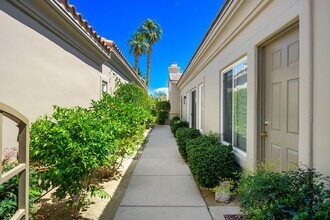 78328 Cll Las Ramblas in La Quinta, CA - Foto de edificio - Building Photo