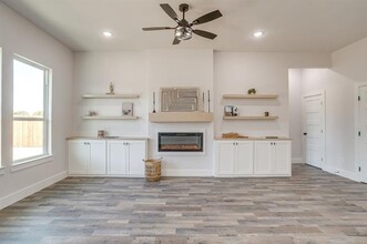 1406 Dorado Dr in Granbury, TX - Building Photo - Building Photo