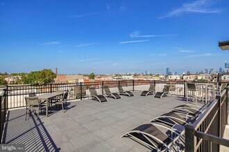 1705 Jackson St in Philadelphia, PA - Building Photo - Building Photo