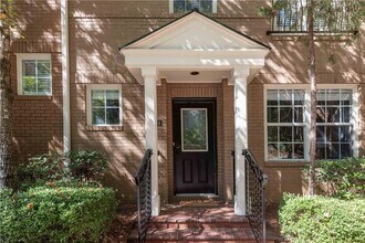 1402 Markan Dr NE-Unit -1418 in Atlanta, GA - Building Photo - Building Photo