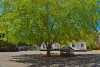 1864 Cascade Blvd in Shasta Lake, CA - Foto de edificio - Building Photo