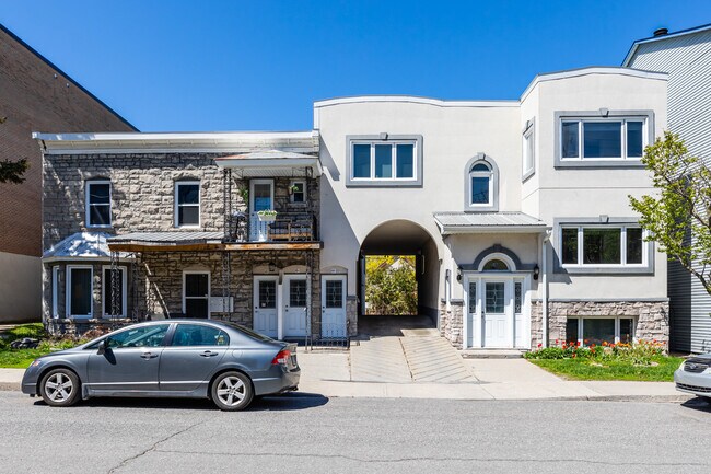 45-47 St Andrew St in Ottawa, ON - Building Photo - Building Photo