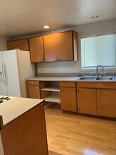 4022 Delaware Ave in Klamath Falls, OR - Building Photo - Building Photo