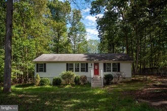 12409 Quarter Charge Dr in Spotsylvania, VA - Building Photo - Building Photo
