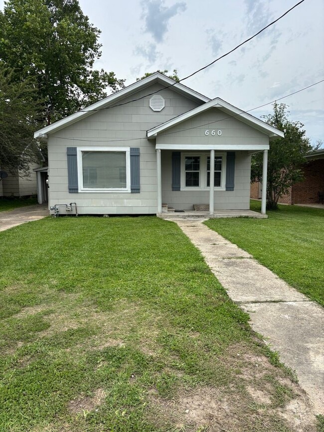 property at 660 Pearl St