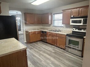 307 Lucille in Converse, TX - Building Photo - Building Photo