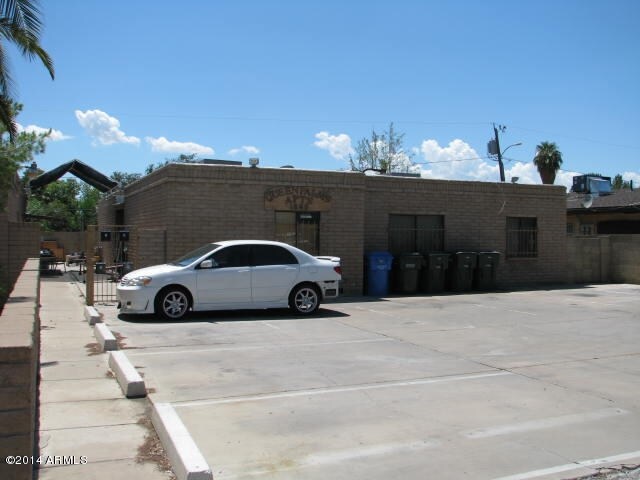 1851 E Virginia Ave in Phoenix, AZ - Foto de edificio - Building Photo
