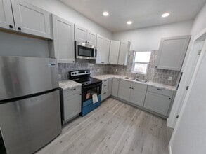 323 N 4th St in Sterling, CO - Building Photo - Building Photo