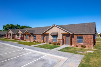 Georgia Villas II in Amarillo, TX - Foto de edificio - Building Photo