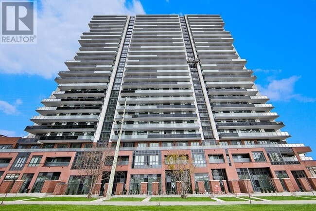 2519-2545 SIMCOE ST St