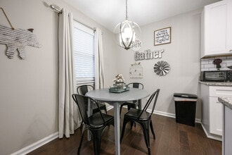 10 Jill Ln in Cartersville, GA - Building Photo - Building Photo