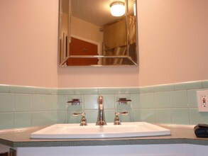 4047 S Madelia St in Spokane, WA - Foto de edificio - Building Photo