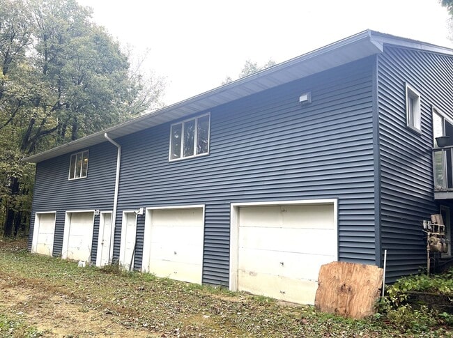 403 Lyd Blvd in Mankato, MN - Building Photo - Building Photo