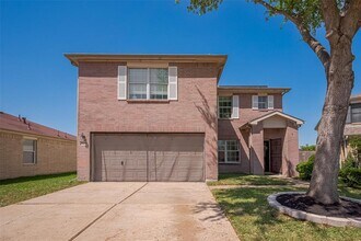 15214 Mission Forest Dr in Houston, TX - Building Photo - Building Photo