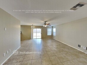 1429 E Rosebud Dr in San Tan Valley, AZ - Building Photo - Building Photo