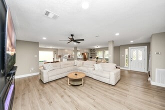 5511 Lacreek Ln in Spring, TX - Building Photo - Building Photo