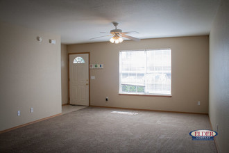 Rainsong Duplex I in Farmington, AR - Building Photo - Interior Photo