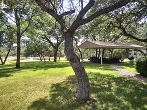 292 Bear Creek Dr in New Braunfels, TX - Building Photo - Building Photo