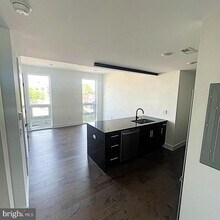 1501 N 31st St, Unit 215 in Philadelphia, PA - Building Photo - Building Photo