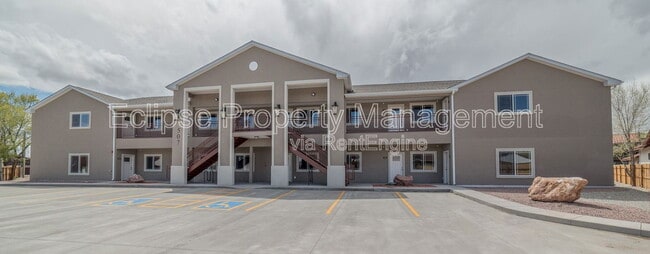 507 Murphy Dr-Unit -5b in Alamosa, CO - Building Photo - Building Photo