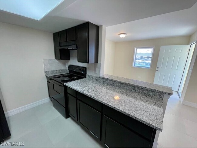 property at 4052 Bayshore Dr