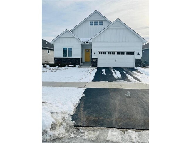 property at 1935 Mulberry Ln