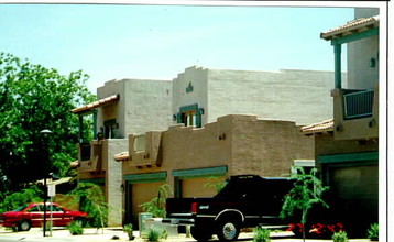 University Place (por) in Mesa, AZ - Building Photo - Building Photo