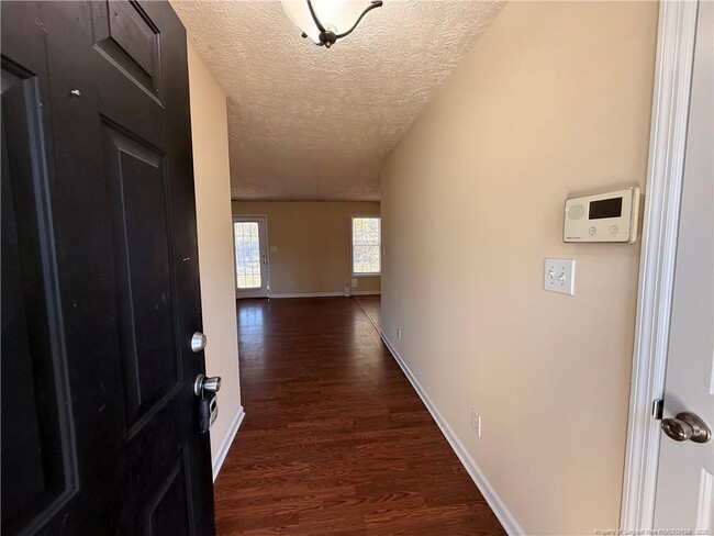 203 Cypress Dr in Raeford, NC - Building Photo - Building Photo