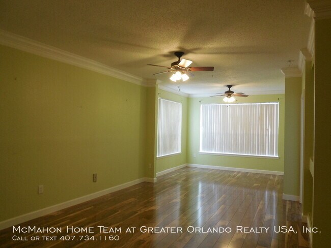 8301 Elm Park Dr-Unit -Unit 614 in Orlando, FL - Foto de edificio - Building Photo